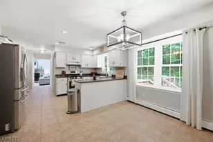 2 Powhatatan Way, Mount Olive, NJ 07840 - Photo 12
