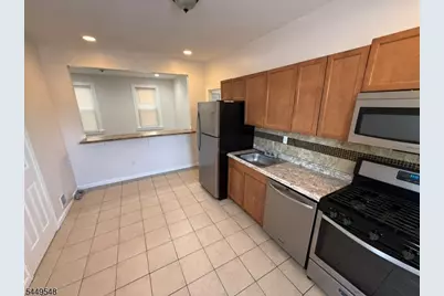 86 Mapes Ave #1, Newark, NJ 07112 - Photo 4