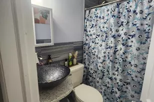 657 Broad St, Clifton, NJ 07013 - Photo 12
