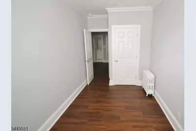 56 Hobart Pl, Clifton, NJ 07011 - Photo 8