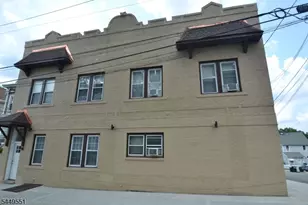56 Hobart Pl, Clifton, NJ 07011 - Photo 2