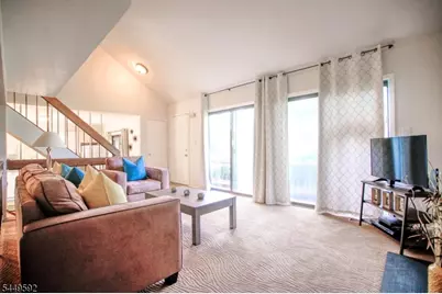 30 Chestnut Ct Ondo, Bernards Township, NJ 07920 - Photo 2