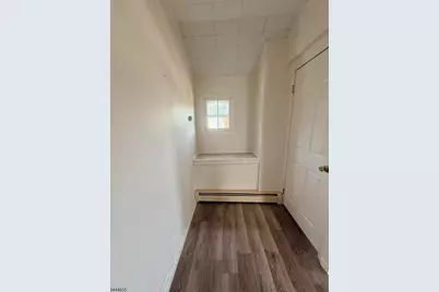 201 Eagle Rock Ave #2, Roseland, NJ 07068 - Photo 6