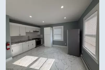 225 E 19th St #2, Paterson, NJ 07524 - Photo 4