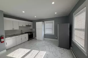 225 E 19th St, Paterson, NJ 07524 - Photo 4