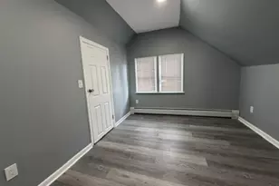 225 E 19th St, Paterson, NJ 07524 - Photo 12