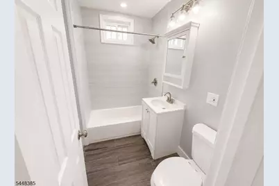 197 Hansbury Ave, Newark, NJ 07112 - Photo 8