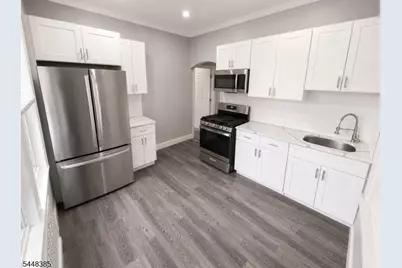 197 Hansbury Ave, Newark, NJ 07112 - Photo 1