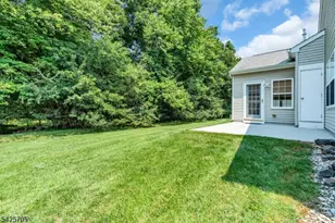 25 Daulton Dr, Franklin Township, NJ 08873 - Photo 40