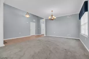 25 Daulton Dr, Franklin Township, NJ 08873 - Photo 12