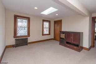 81 Savoy Pl, Prospect Park, NJ 07508 - Photo 4