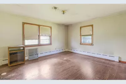 314 Sherman Ave, Raritan, NJ 08869 - Photo 8
