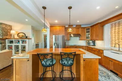 121 Maxim Dr, Hopatcong, NJ 07843 - Photo 16