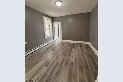 70 Pine St #1, Montclair, NJ 07042 - Photo 4