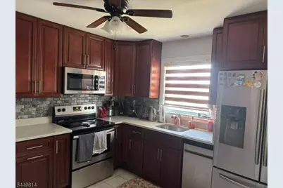 329 Ford Ave, Woodbridge Township, NJ 08863 - Photo 10