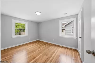 179 Chancellor Ave, Newark, NJ 07112 - Photo 6