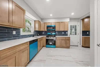 179 Chancellor Ave, Newark, NJ 07112 - Photo 16