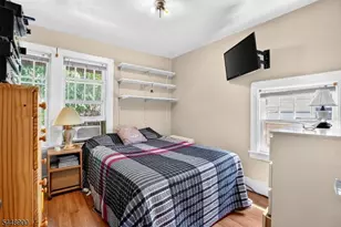 90 7th St, Ridgefield, NJ 07660 - Photo 14