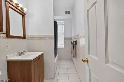 133 N Maple Ave #303, East Orange, NJ 07017 - Photo 14