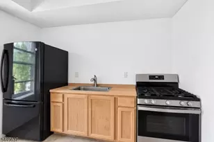 133 N Maple Ave, East Orange, NJ 07017 - Photo 4