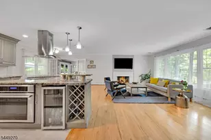 195 Old Somerset Rd, Watchung, NJ 07069 - Photo 8
