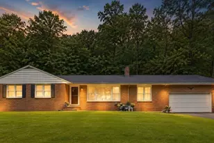 195 Old Somerset Rd, Watchung, NJ 07069 - Photo 1