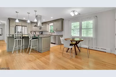 195 Old Somerset Rd, Watchung, NJ 07069 - Photo 12