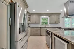 195 Old Somerset Rd, Watchung, NJ 07069 - Photo 16