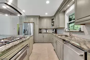 195 Old Somerset Rd, Watchung, NJ 07069 - Photo 14