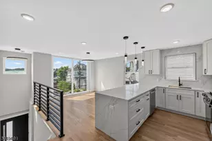 62 Hillside Ave, Newark, NJ 07108 - Photo 8