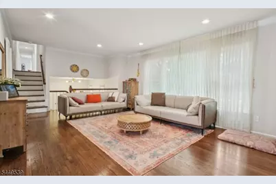5 Trombley Dr, Livingston, NJ 07039 - Photo 2