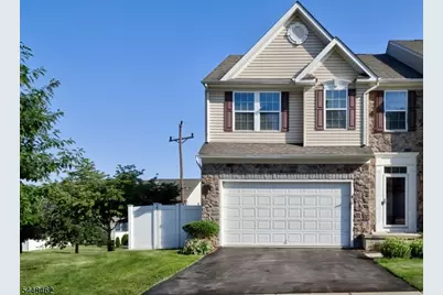 50 Washington Square Cir, Washington Boro, NJ 07882 - Photo 1
