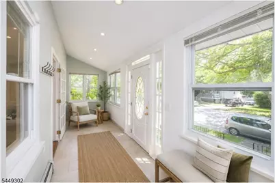 160 Mt Vernon St, Ridgefield, NJ 07660 - Photo 4