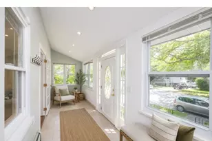 160 Mt Vernon St, Ridgefield, NJ 07660 - Photo 4