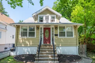 160 Mt Vernon St, Ridgefield, NJ 07660 - Photo 1