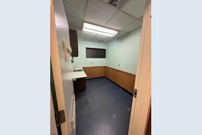 330 Livingston Ave, New Brunswick, NJ 08901 - Photo 18