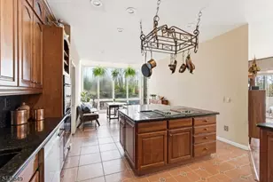 72 Washington Valley Rd, Morris Township, NJ 07960 - Photo 14