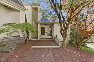 72 Washington Valley Rd, Morris Township, NJ 07960 - Photo 2