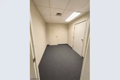 330 Livingston Ave, New Brunswick, NJ 08901 - Photo 8