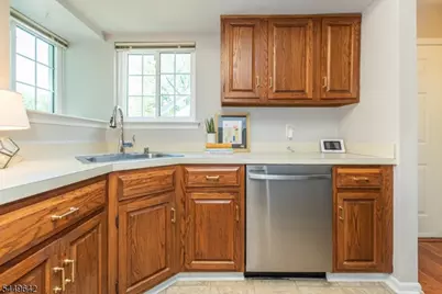 31 Sage Court Ondo #31, Bedminster Township, NJ 07921 - Photo 20