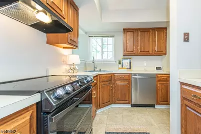 31 Sage Court Ondo #31, Bedminster Township, NJ 07921 - Photo 16