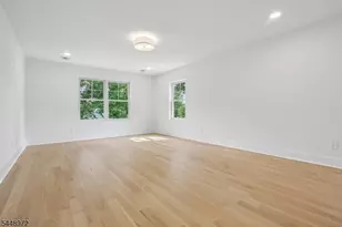 43 Crescent Dr, Morris Township, NJ 07960 - Photo 32