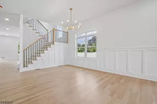 43 Crescent Dr, Morris Township, NJ 07960 - Photo 4