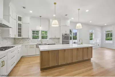 43 Crescent Dr, Morris Township, NJ 07960 - Photo 8