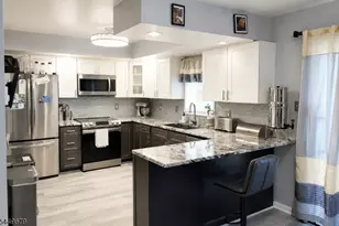385 Fairmount Ave, Newark, NJ 07103 - Photo 2