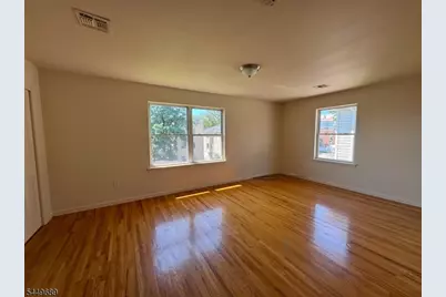 12 Halleck St, Newark, NJ 07104 - Photo 4