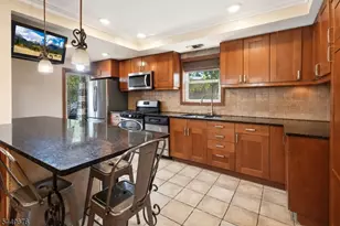 821 Wyoming Ave, Elizabeth, NJ 07208 - Photo 12