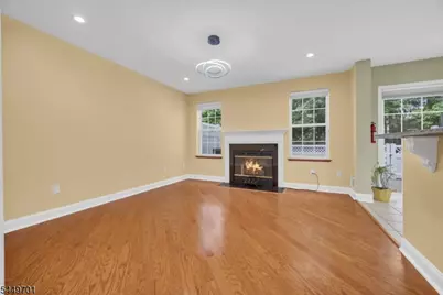 2002 S Branch Dr, Readington, NJ 08889 - Photo 12