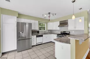 2002 S Branch Dr, Readington, NJ 08889 - Photo 16