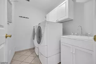 2002 S Branch Dr, Readington, NJ 08889 - Photo 24